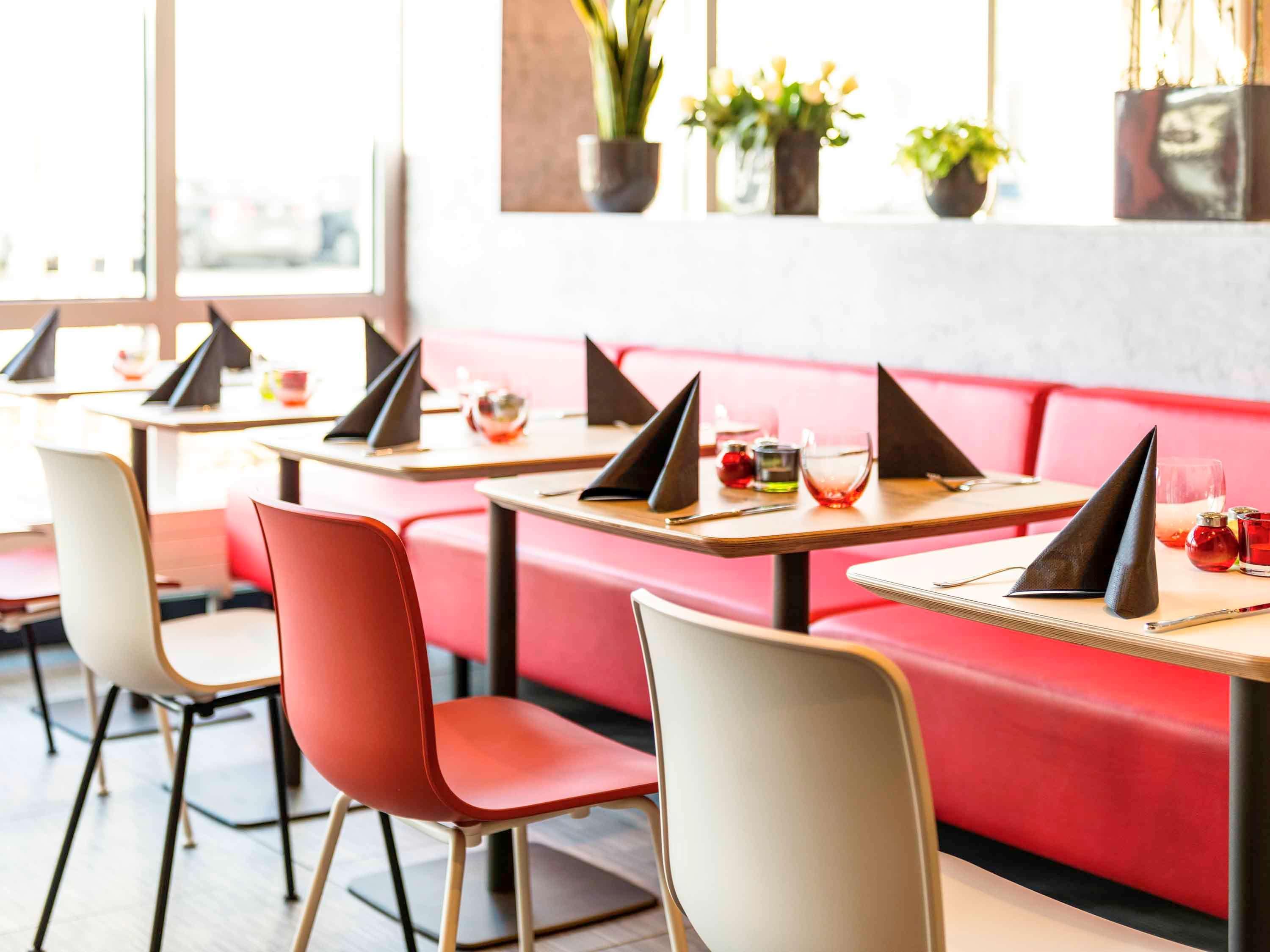 Ibis Hotel Muenchen Garching Garching bei München Dış mekan fotoğraf