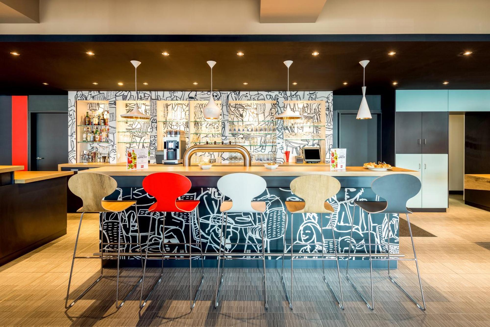 Ibis Hotel Muenchen Garching Garching bei München Dış mekan fotoğraf
