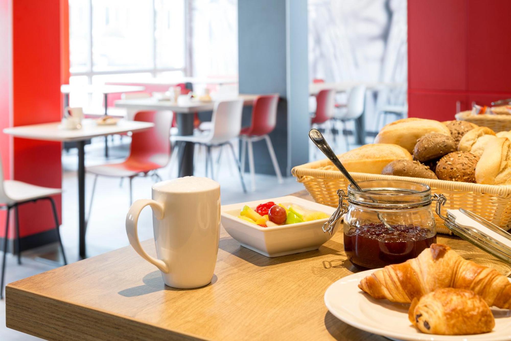 Ibis Hotel Muenchen Garching Garching bei München Dış mekan fotoğraf