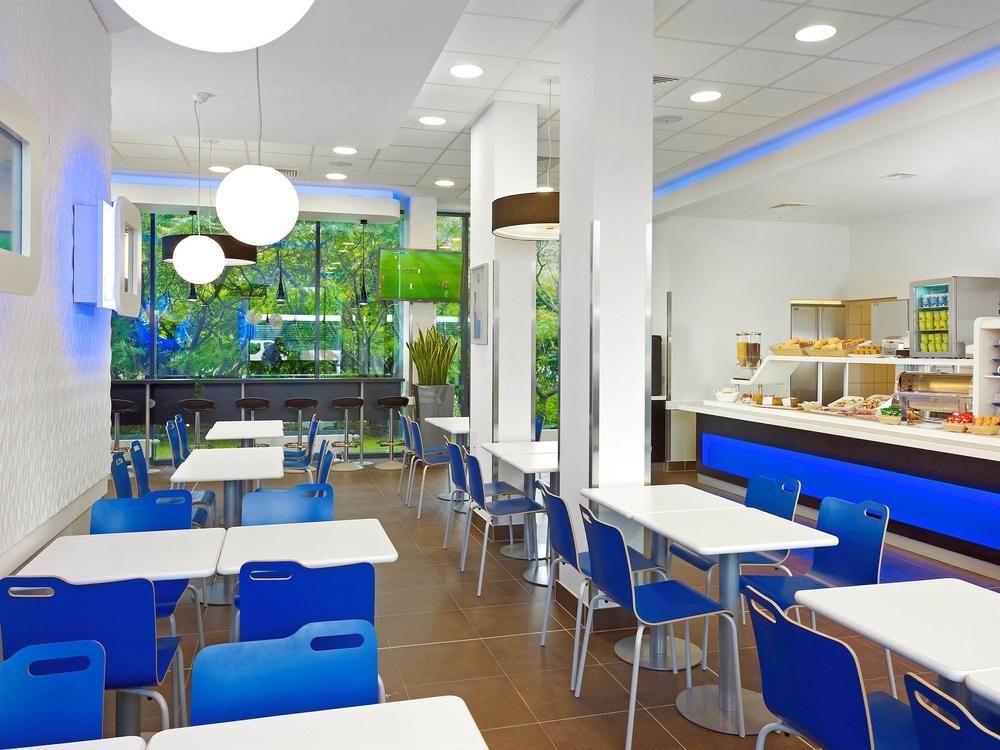 Ibis Hotel Muenchen Garching Garching bei München Dış mekan fotoğraf