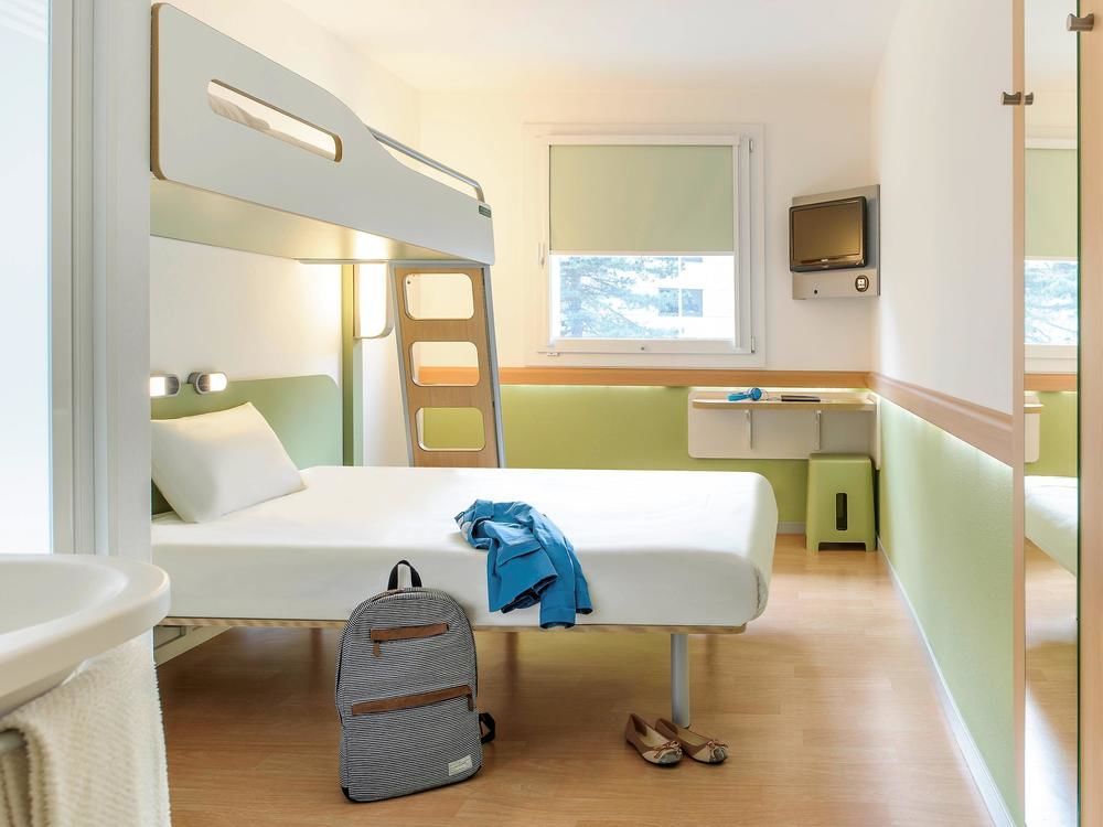 Ibis Hotel Muenchen Garching Garching bei München Dış mekan fotoğraf